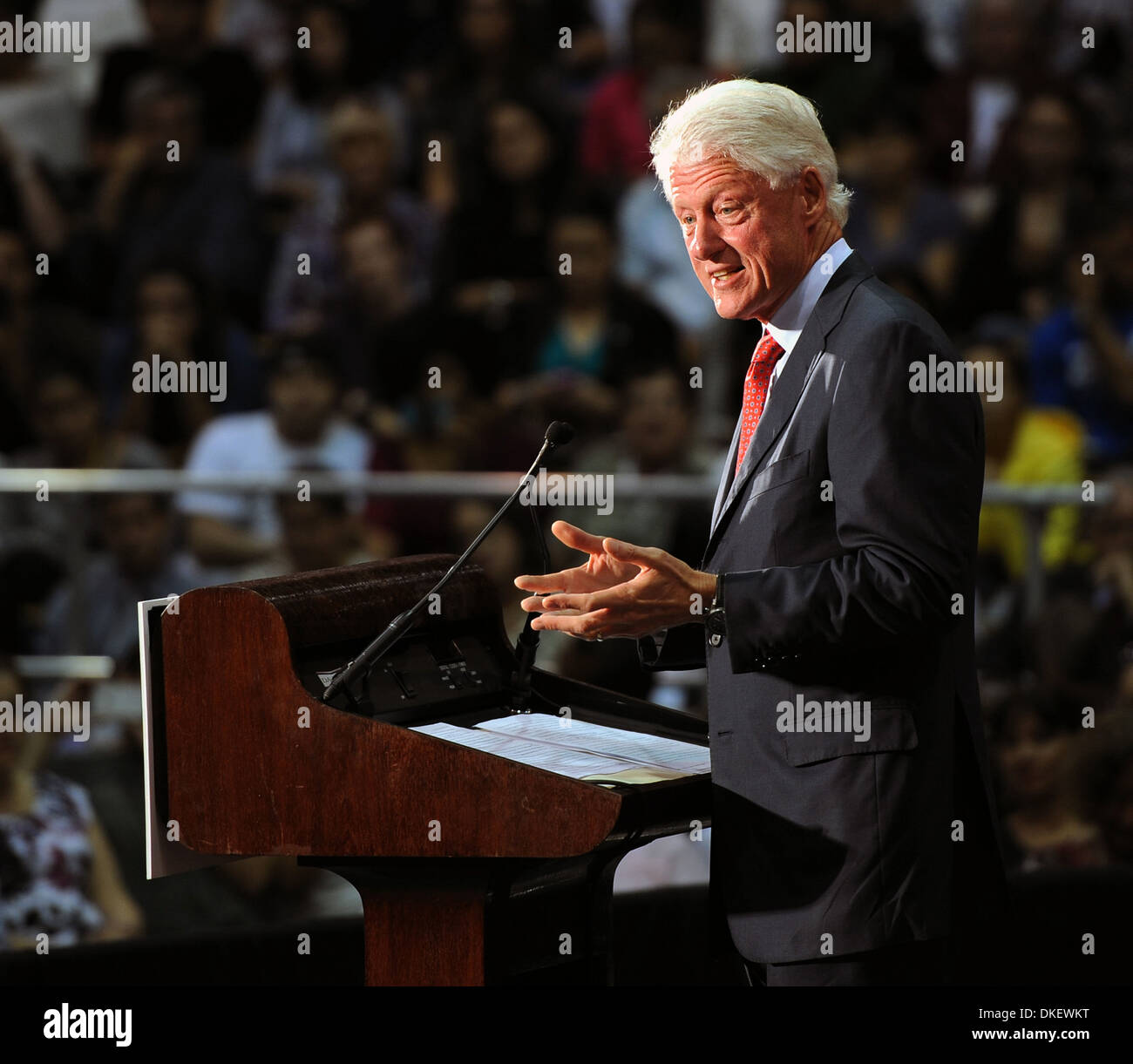 Former US president Bill Clinton speaks at Florida International ...