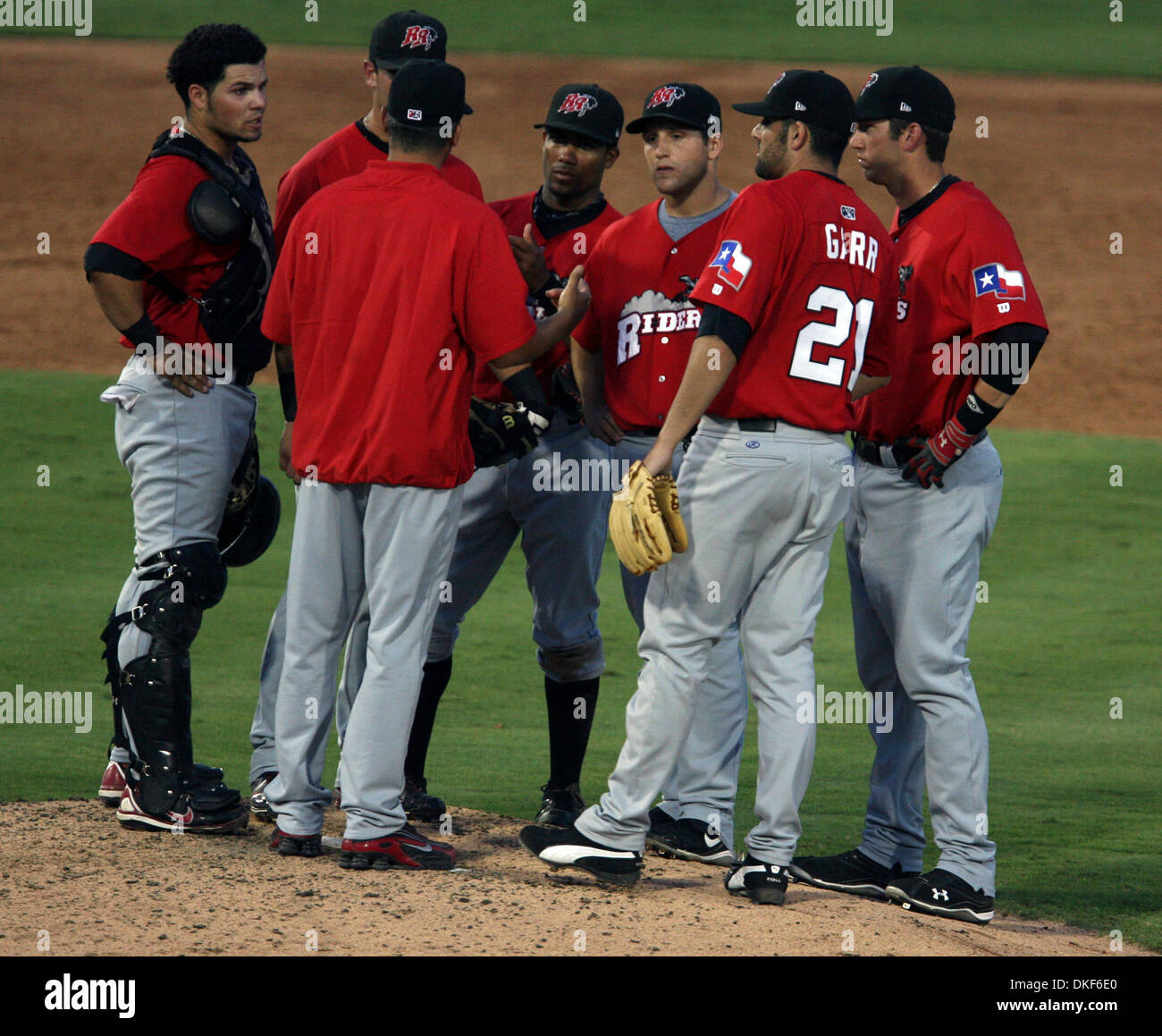 The Frisco Roughriders gather on the mound in the bottom of the fourth to discuss the status of pitcher Michael Ballard after the Missions scored runs. Ballard was replaced by pitcher Brennan Garr. JOHN DAVENPORT/jdavenport@express-news.net  (Credit Image: © San Antonio Express-News/ZUMA Press) Stock Photo