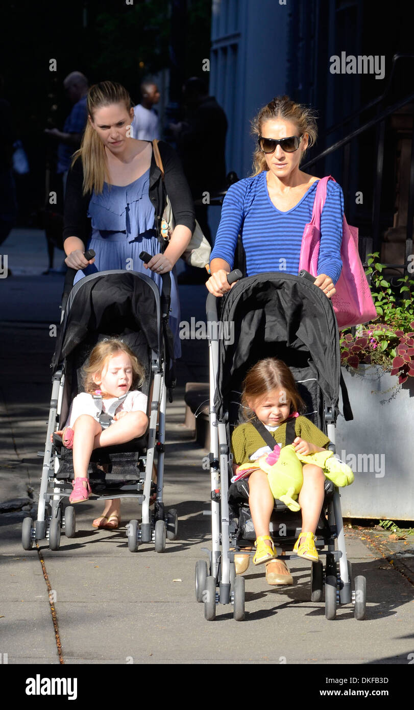Sarah Jessica Parker seen taking her twin daughters Marion Loretta