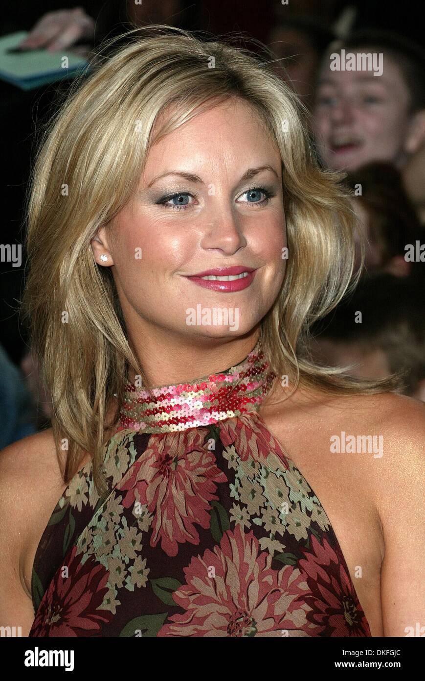 KIM MEDCALF.ACTRESS. .BBC TELEVISION CENTRE, LONDON.18/05/2002.DI1463.CREDIT: ALLSTAR/ Stock Photo