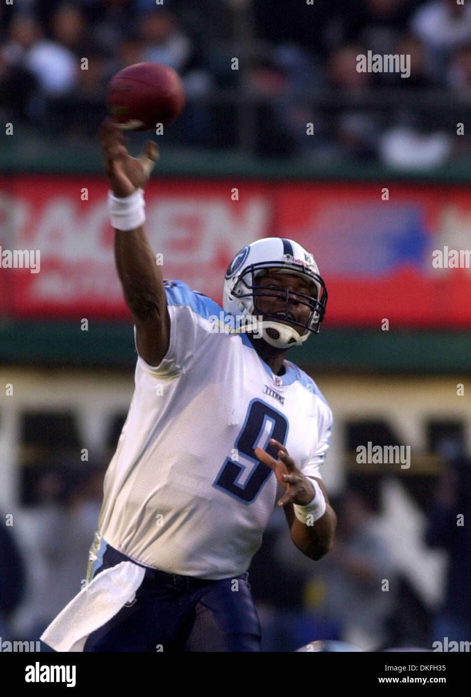 STEVE MCNAIR (Feb 14, 1973 - Jul 4, 2009), American National Football  League (NFL) quarterback from 1995-2008 when he retired. McNair played for  the Houston Oilers, Tennessee Titans and the Baltimore Ravens
