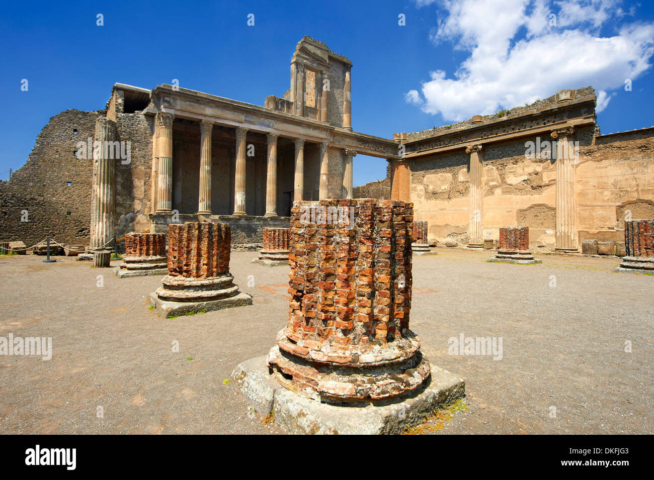 Roman basilica pompeii hires stock photography and images Alamy
