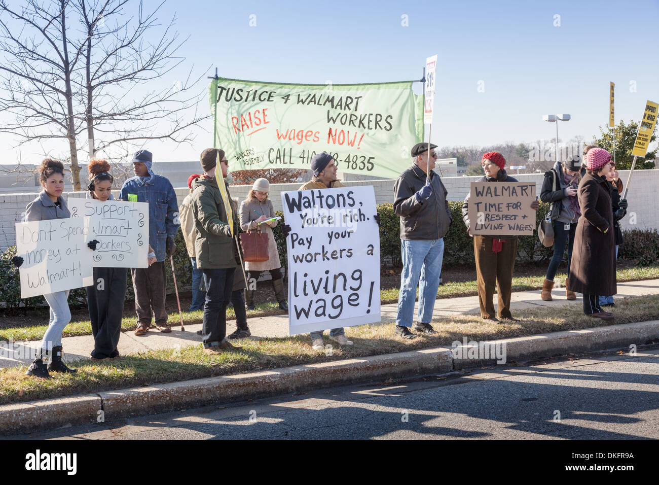 Black Friday anti-Walmart protest, supporting living wage, Towson, Maryland, Baltimore County. Stock Photo