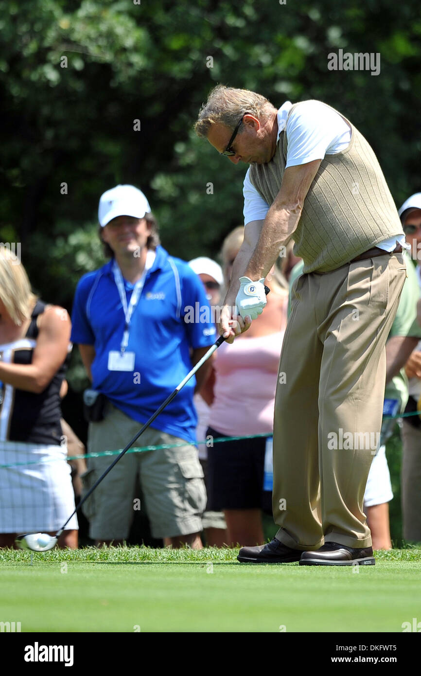 Jul 20, 2009 - Oakville, Ontario, Canada - KEVIN COSTNER during the Bell Canada Pro-Am Mike Weir Charity Classic at the Glen Abbey Golf Course. (Credit Image: © CJ LaFrance/Southcreek Global/ZUMA Press) Stock Photo