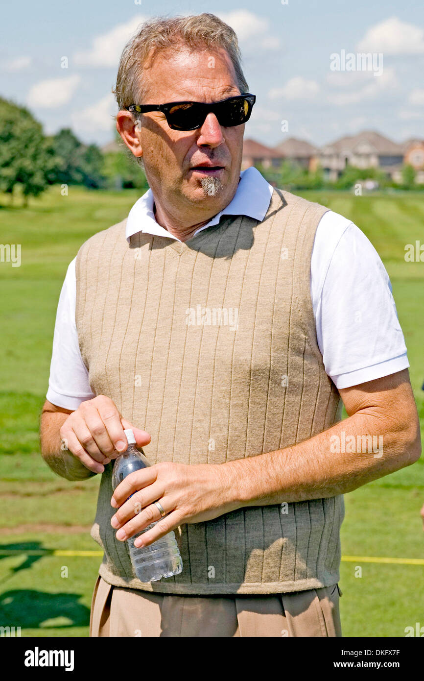 Jul 20, 2009 - Oakville, Ontario, Canada - KEVIN COSTNER during the Bell Canada Pro-Am Mike Weir Charity Classic at the Glen Abbey Golf Course. (Credit Image: © CJ LaFrance/Southcreek Global/ZUMA Press) Stock Photo