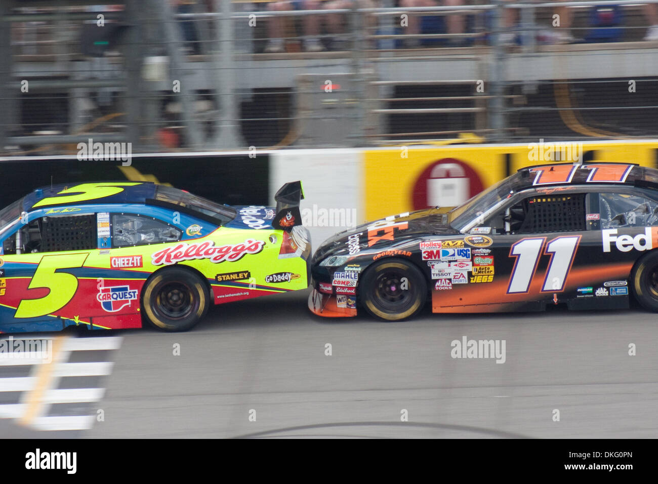 June 14, 2009 - Brooklyn, Michigan, U.S - 14 June 2009: Mark Martin (5) gets a push from Denny Hamlin (11) during the race. NASCAR Lifelock400 was held at Michigan International Speedway in Brooklyn, Michigan (Credit Image: © Alan Ashley/Southcreek Global/ZUMApress.com) Stock Photo