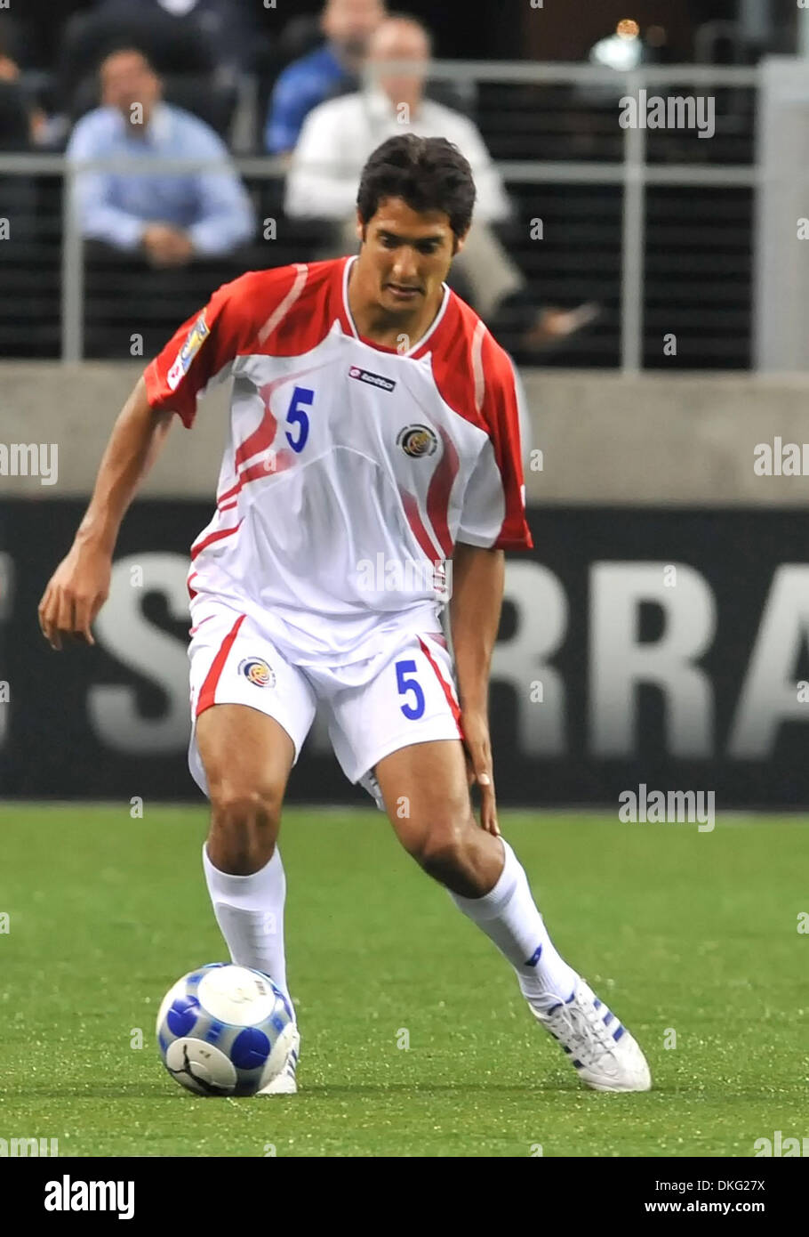 Jul 19, 2009 - Arlington, Texas, United States of America - CONCACAF Gold Cup 2009 Quarterfinals - Guadeloupe vs Costa Rica. Team Costa Rica wins the match 5-1.  Costa Rican midfielder CELSO BORGES dribbles the ball. (Credit Image: © Steven Leija/Southcreek Global/ZUMA Press) Stock Photo