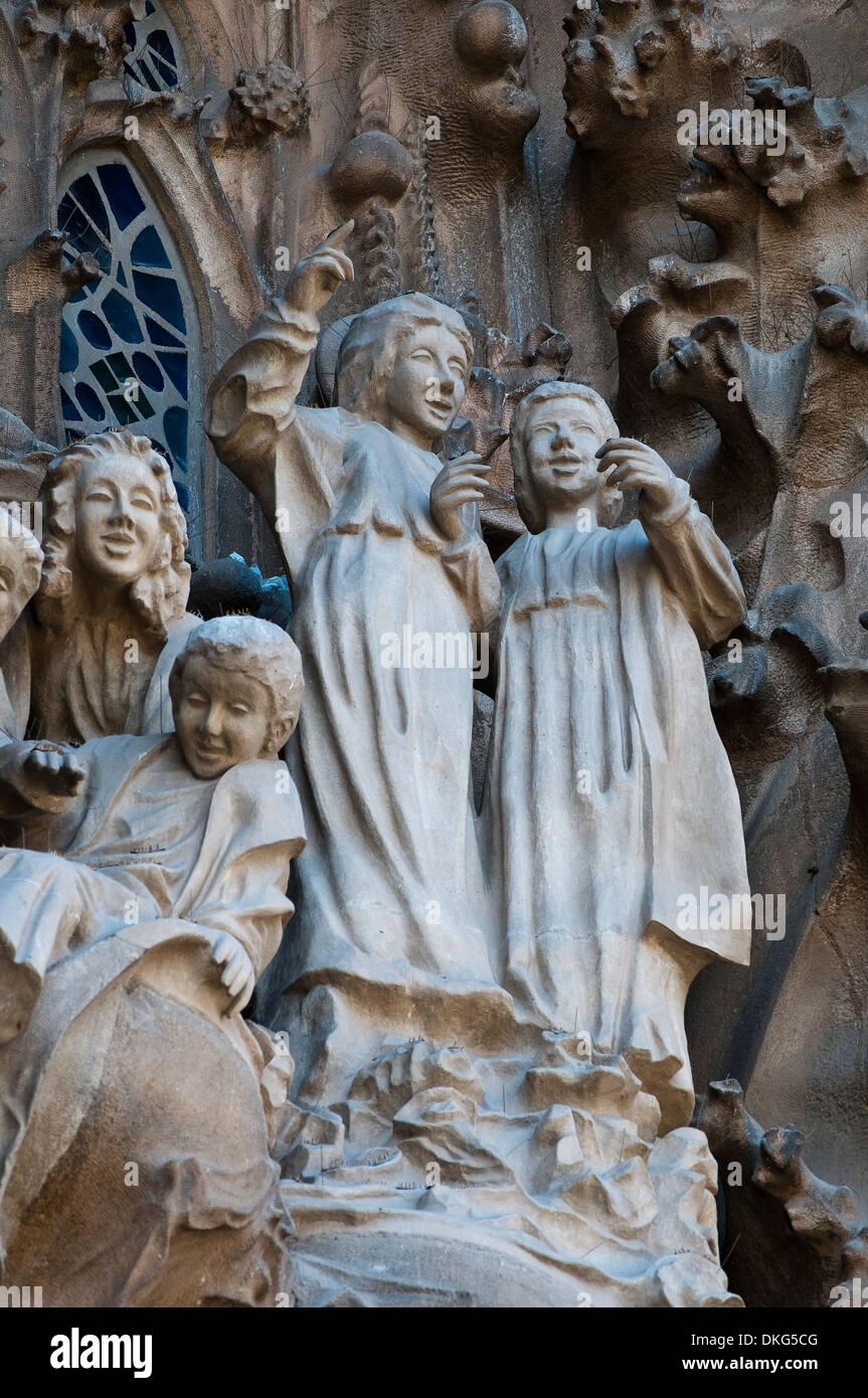 Sculptural detail of the Nativity Facade, Angels singing, Sagrada