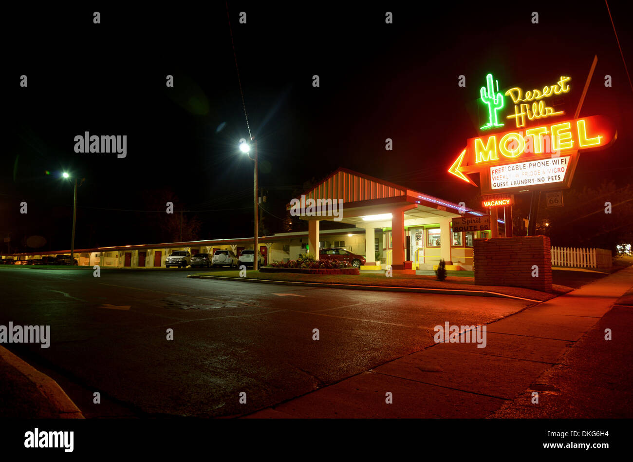 Route 66 Neon, Desert Motel in Tulsa USA neon sign outside motor court hotel Stock Photo - Alamy