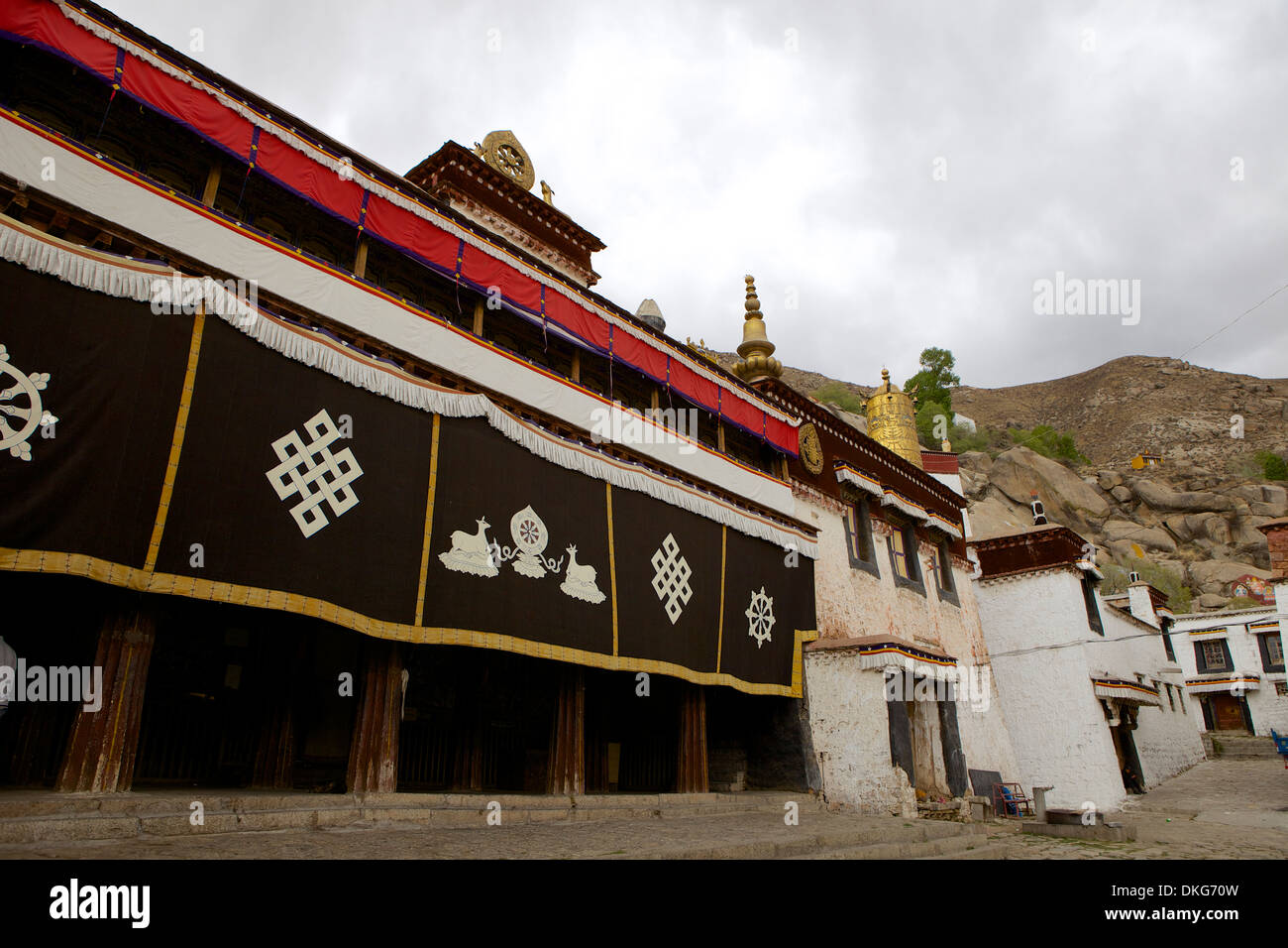 Entrance to the assembly hall at Sera Monastery, Lhasa, Tibet, China, Asia Stock Photo