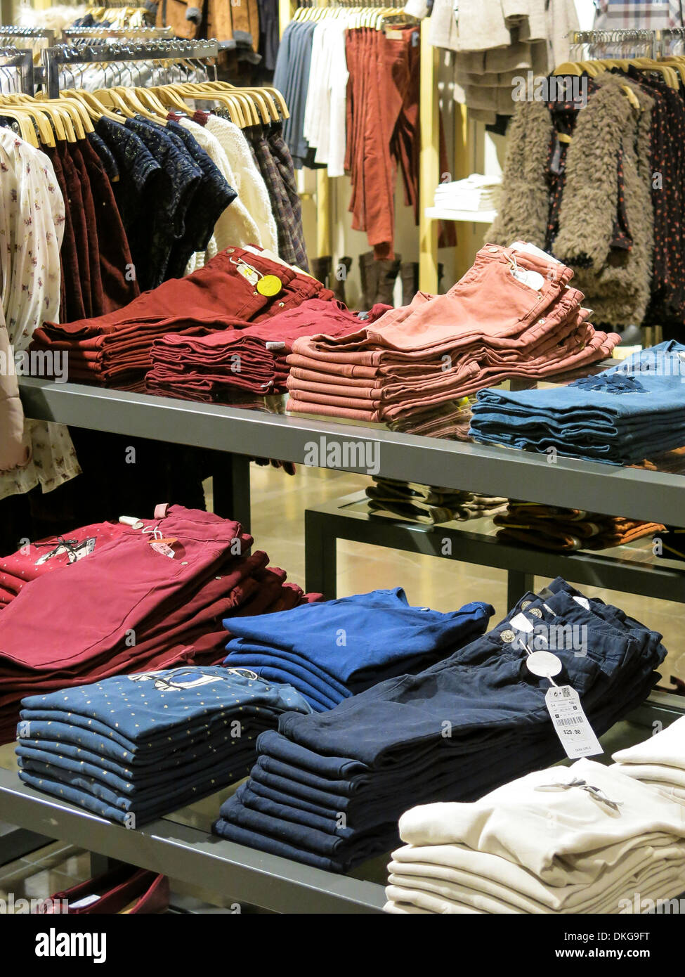 Zara shop inside hi-res stock photography and images - Page 2 - Alamy