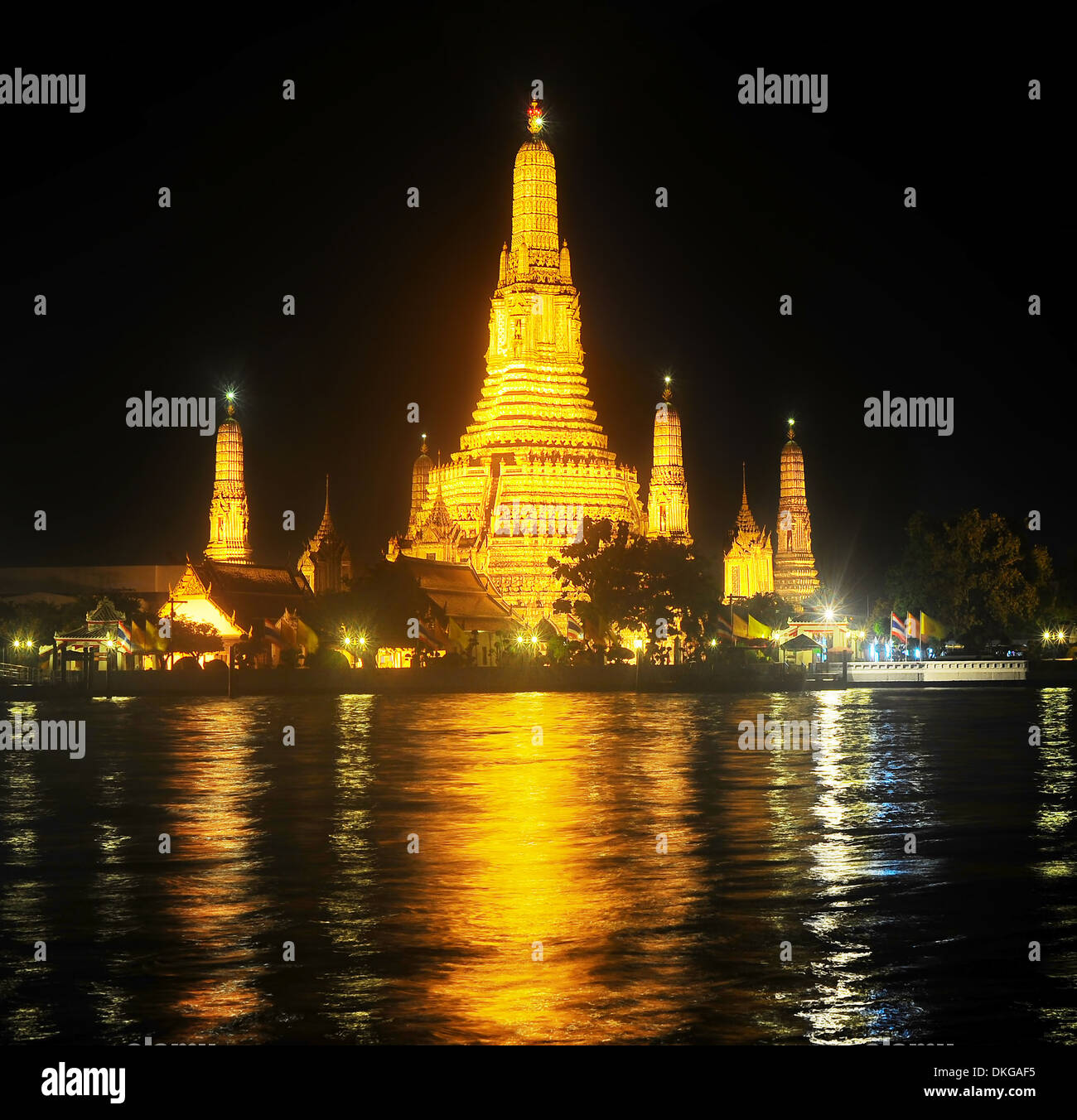 Night view of Wat Arun Temple, Bangkok, Thailand Stock Photo