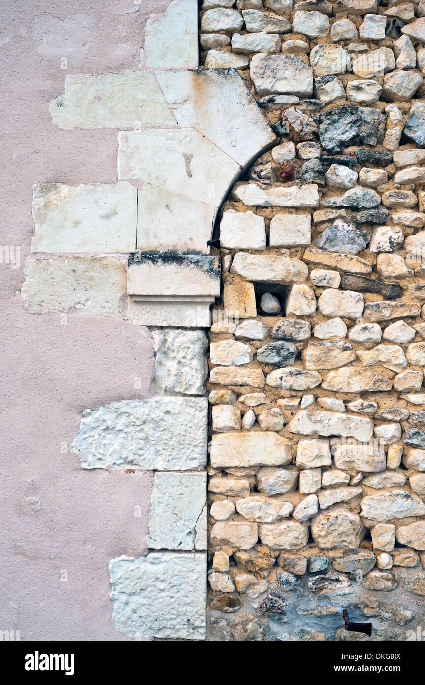 Stone arched doorway hi-res stock photography and images - Alamy