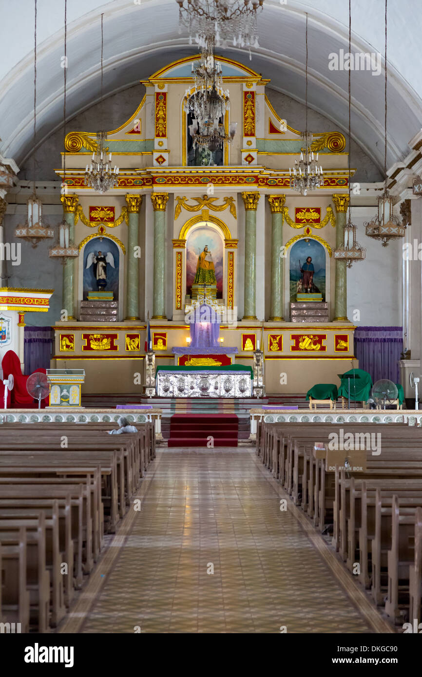 Altar in a church in Tagbilaran, Bohol, Philippines Stock Photo