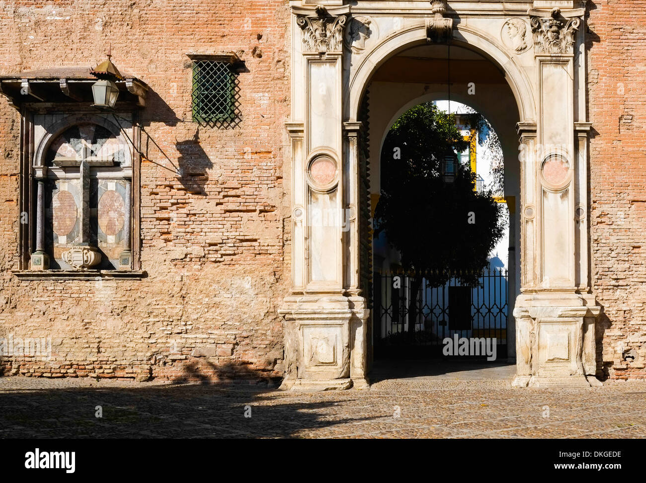 Old Building Seville High Resolution Stock Photography and Images - Alamy
