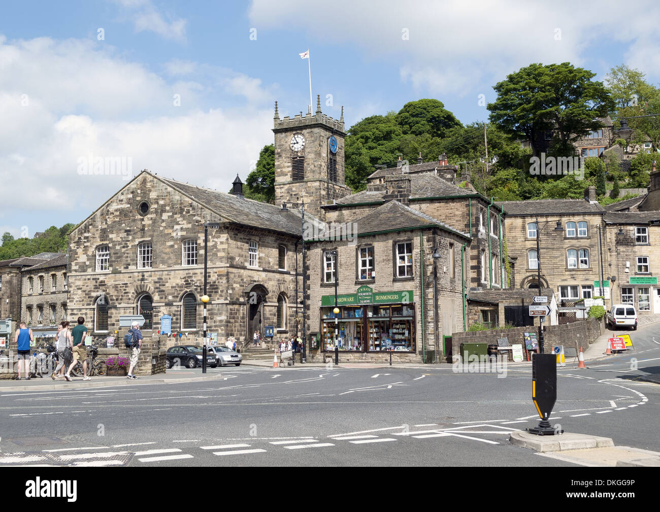 Uk yorkshire holmfirth holme village hires stock photography and