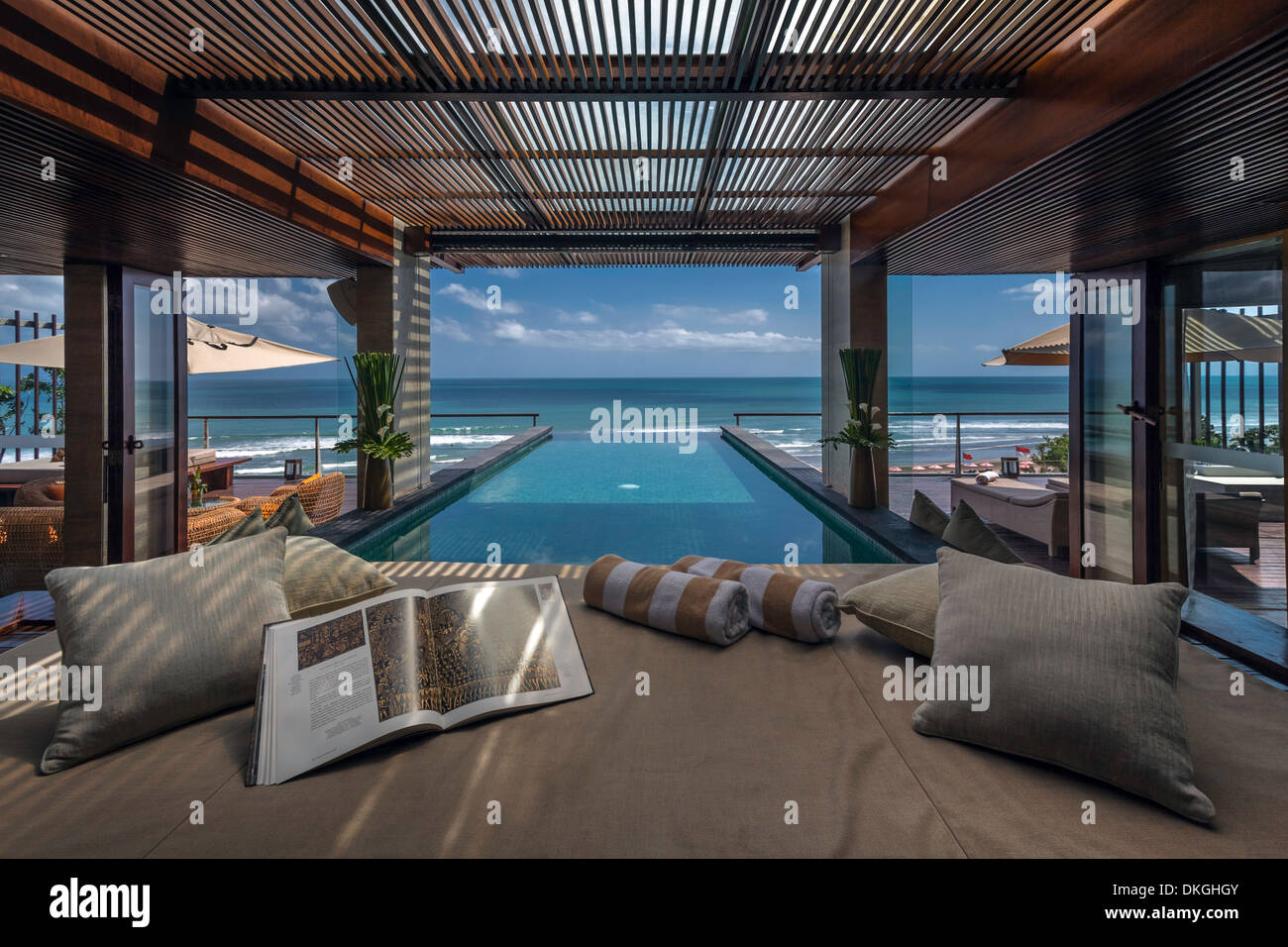 Private suite hi-res stock photography and images - Alamy