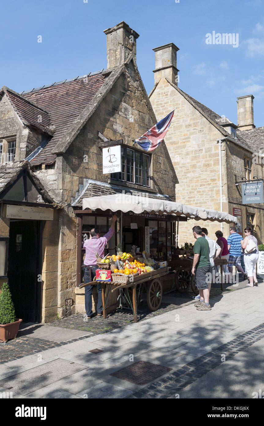 Cotswold market village hires stock photography and images Alamy