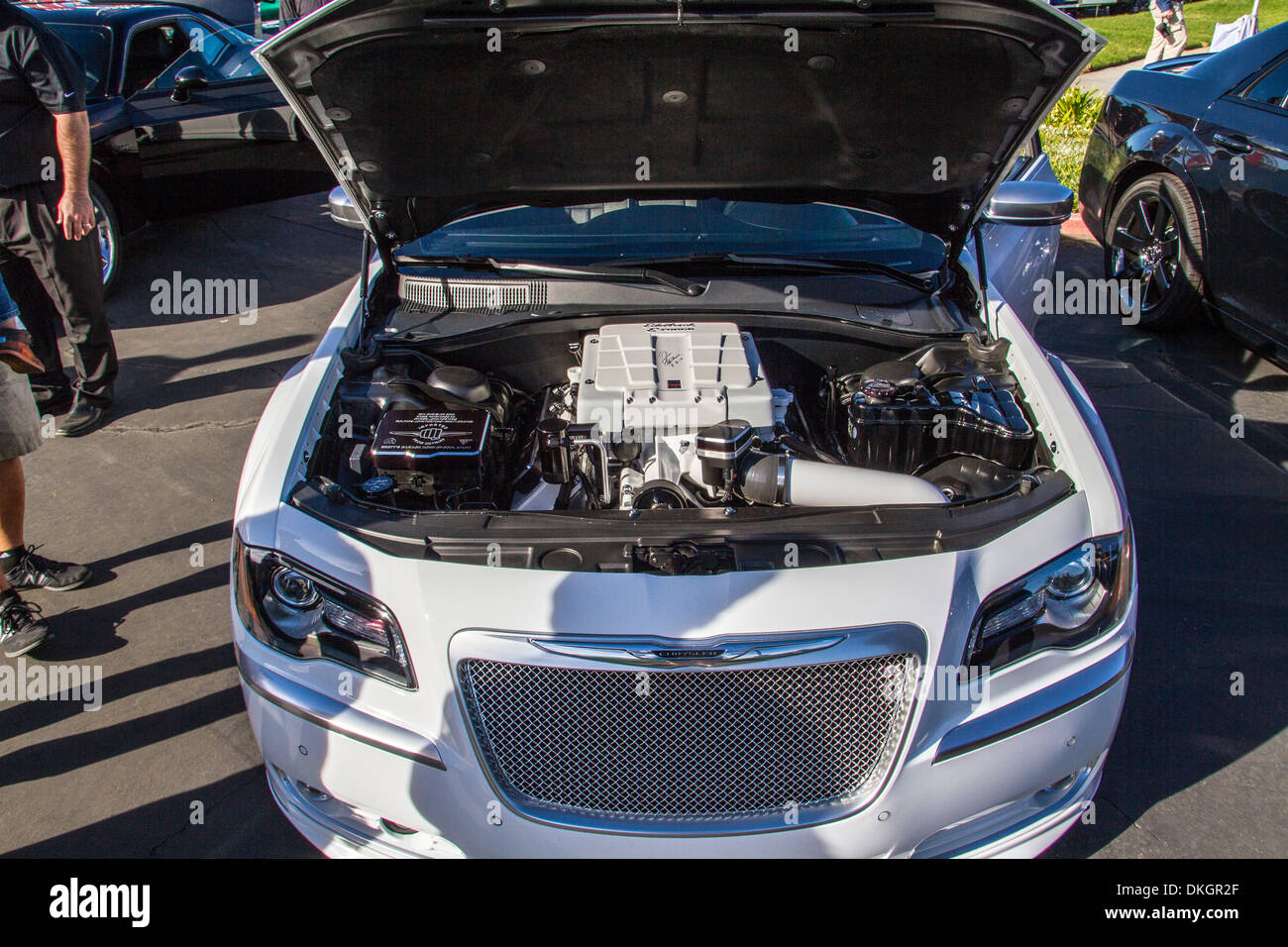 Chrysler 300 Cold Air Intake/Throttle Body Spacer Install, 54 OFF