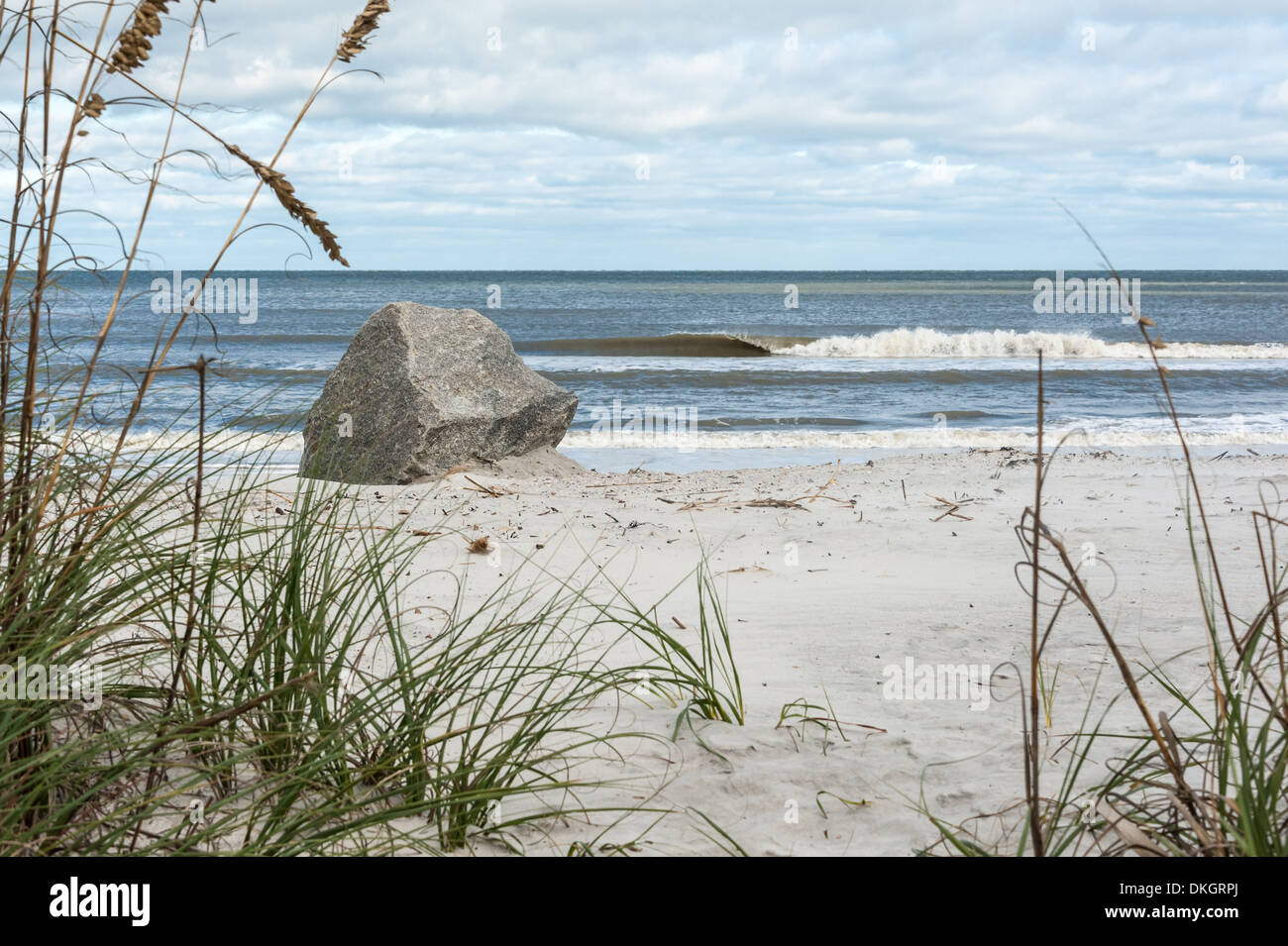 The seaside beauty of Florida's Atlantic Ocean coastline at Jacksonville  Beach. (USA) Stock Photo