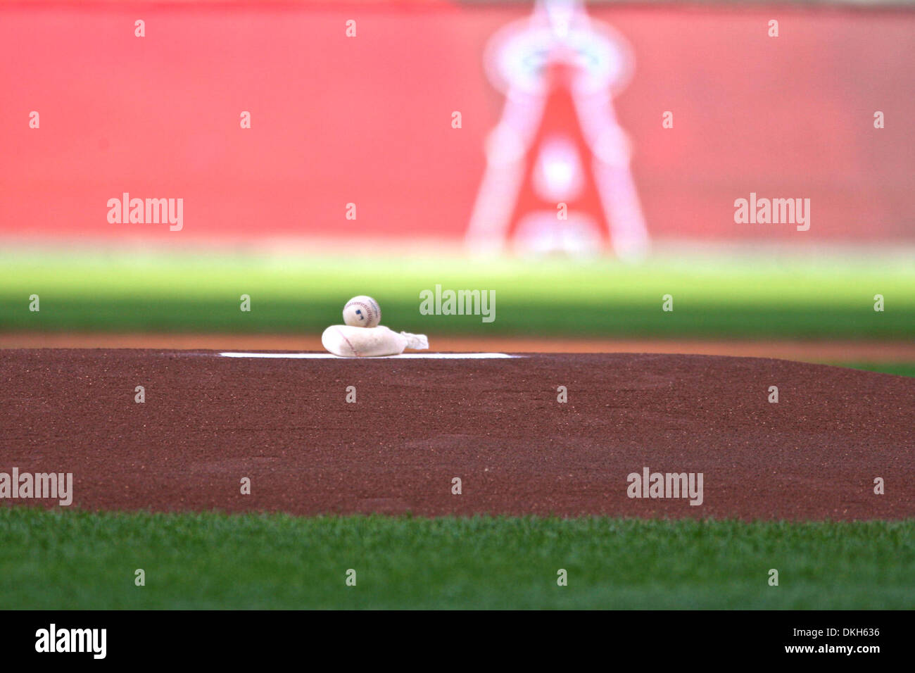 22 July 2009 The game ball and rosin bag rest on the pitchers mound