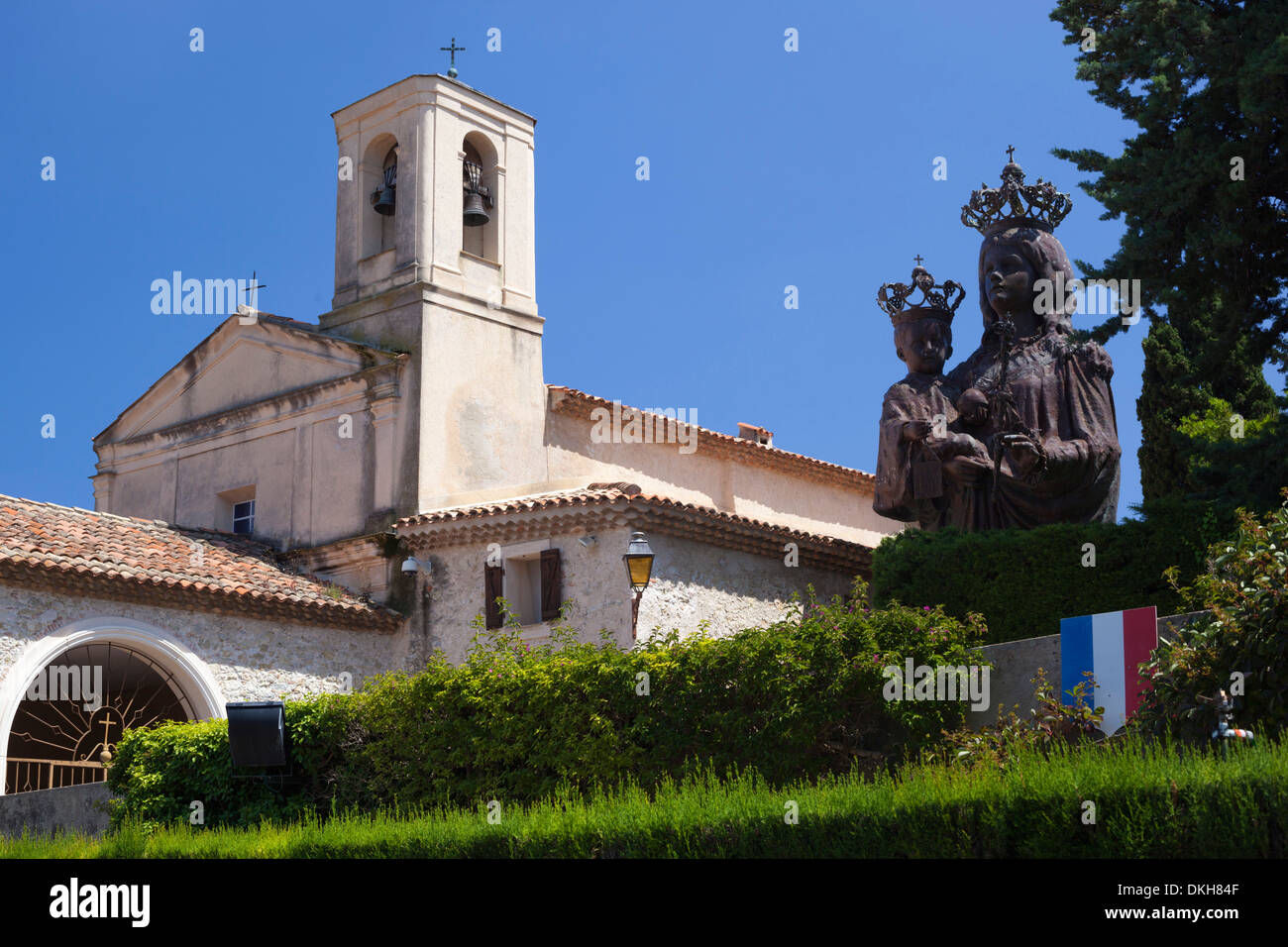 Saint Hospice chapel with statue of Madonna and Child, Saint-Jean-Cap-Ferrat, Provence-Alpes-Cote d'Azur, Provence, France Stock Photo