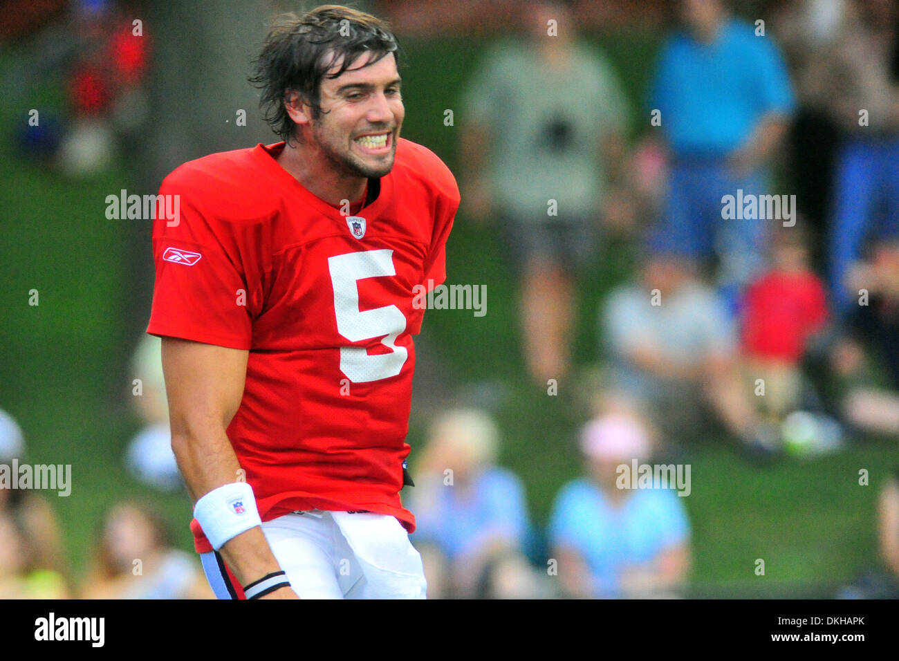 Buffalo Bills wide receiver Roscoe Parrish carries the ball up field during  the team's final practice at St. John Fisher College in Rochester, NY on  Wednesday. (Credit Image: © Michael Johnson/Southcreek Global/ZUMApress.com