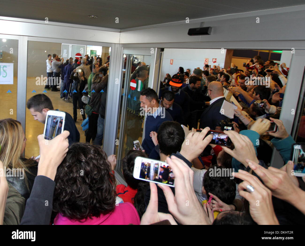 Santiago de la Ribera, Murcia, Spain. 5th Dec, 2013.  FC Barcelona players arrive at San Javier Airport Credit:  Tony Henshaw/Alamy Live News Stock Photo