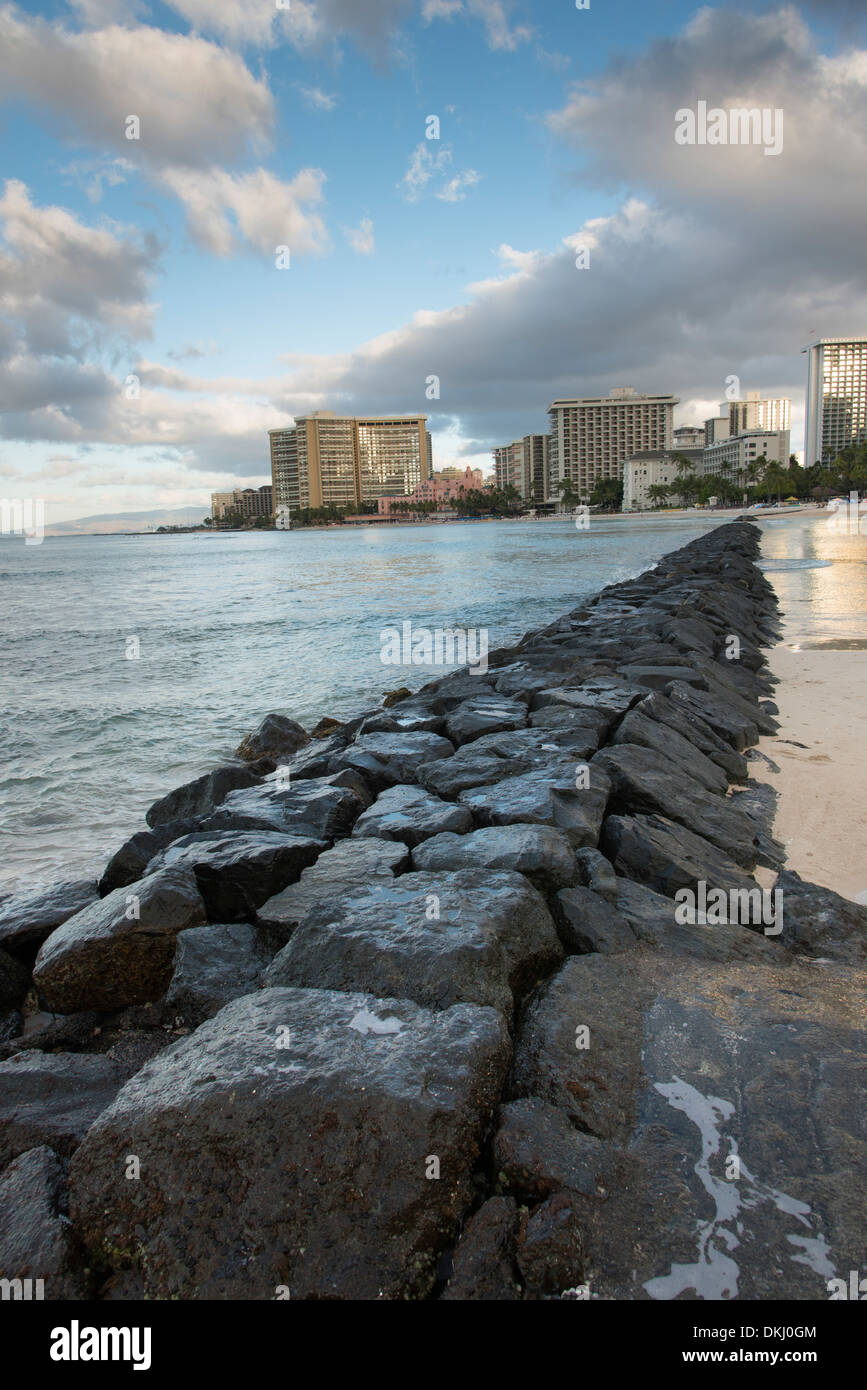 Rock formation along beachfront, Waikiki, Honolulu, Oahu, Hawaii, USA