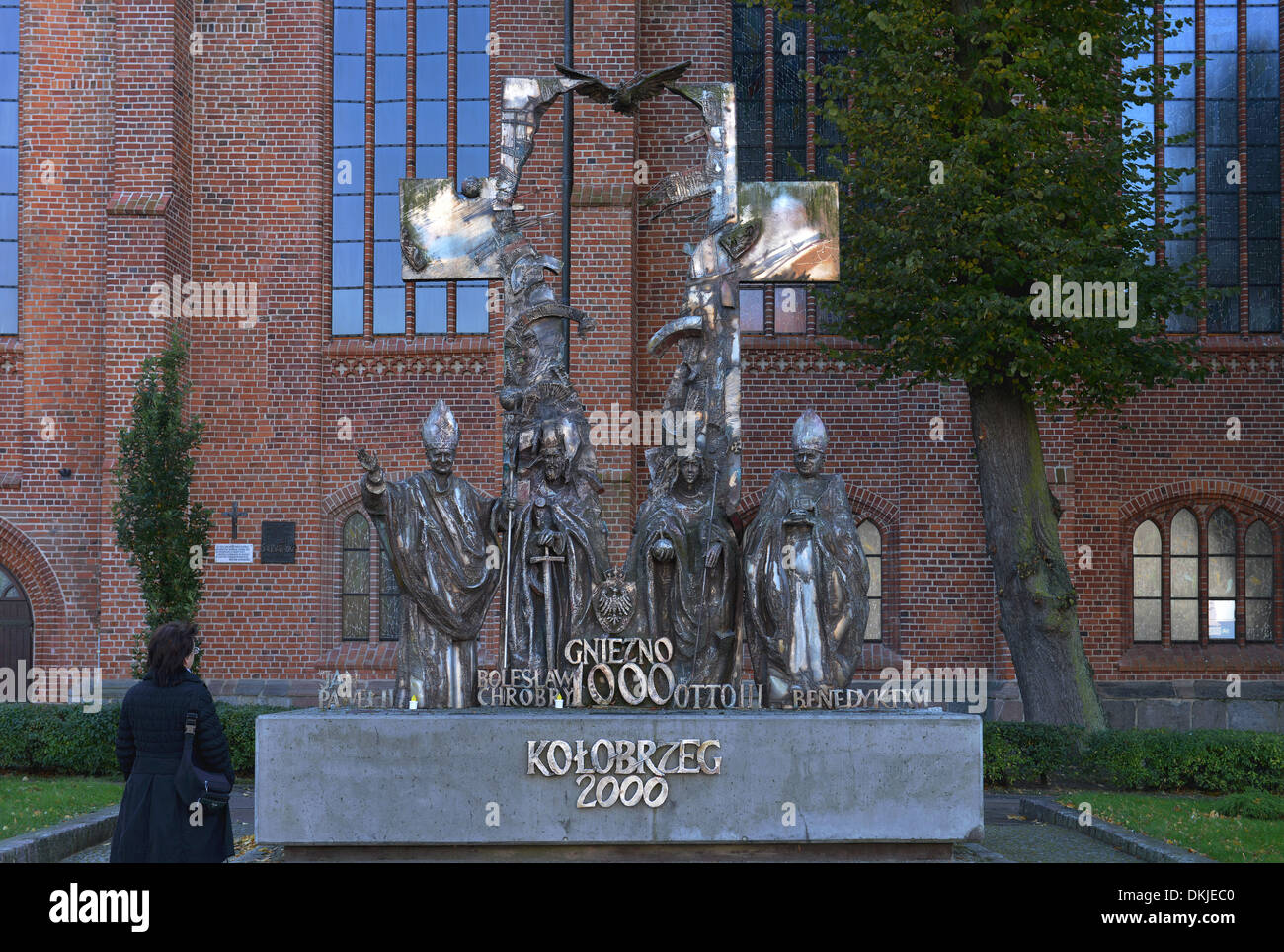 Denkmal, Marienkirche, Kolberg, Polen Stock Photo