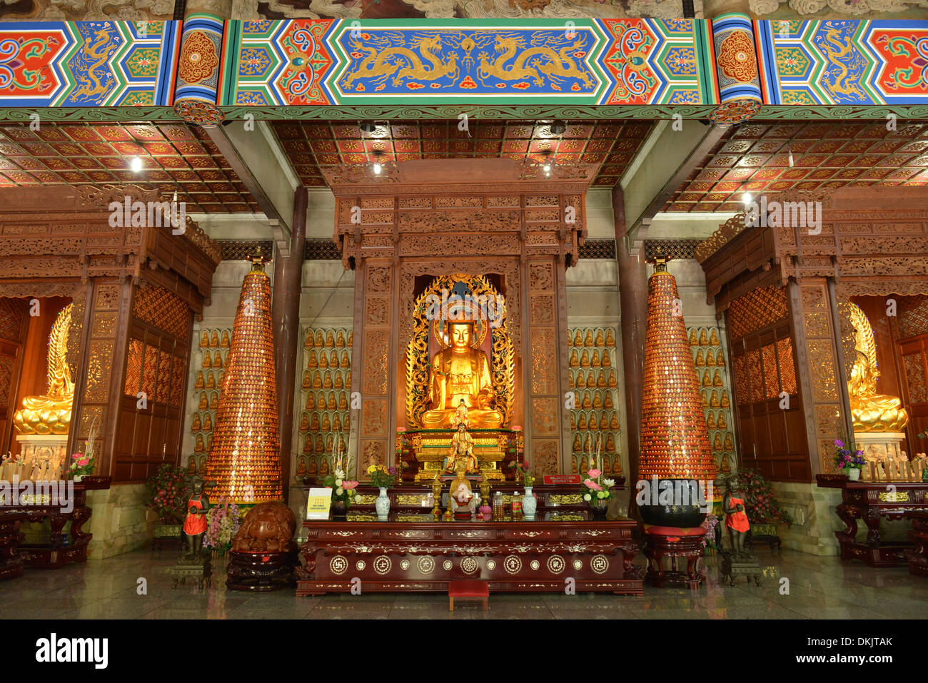 Halle des Kuan Yin, Tempelanlage Kek Lok Si, Penang, Malaysia Stock Photo