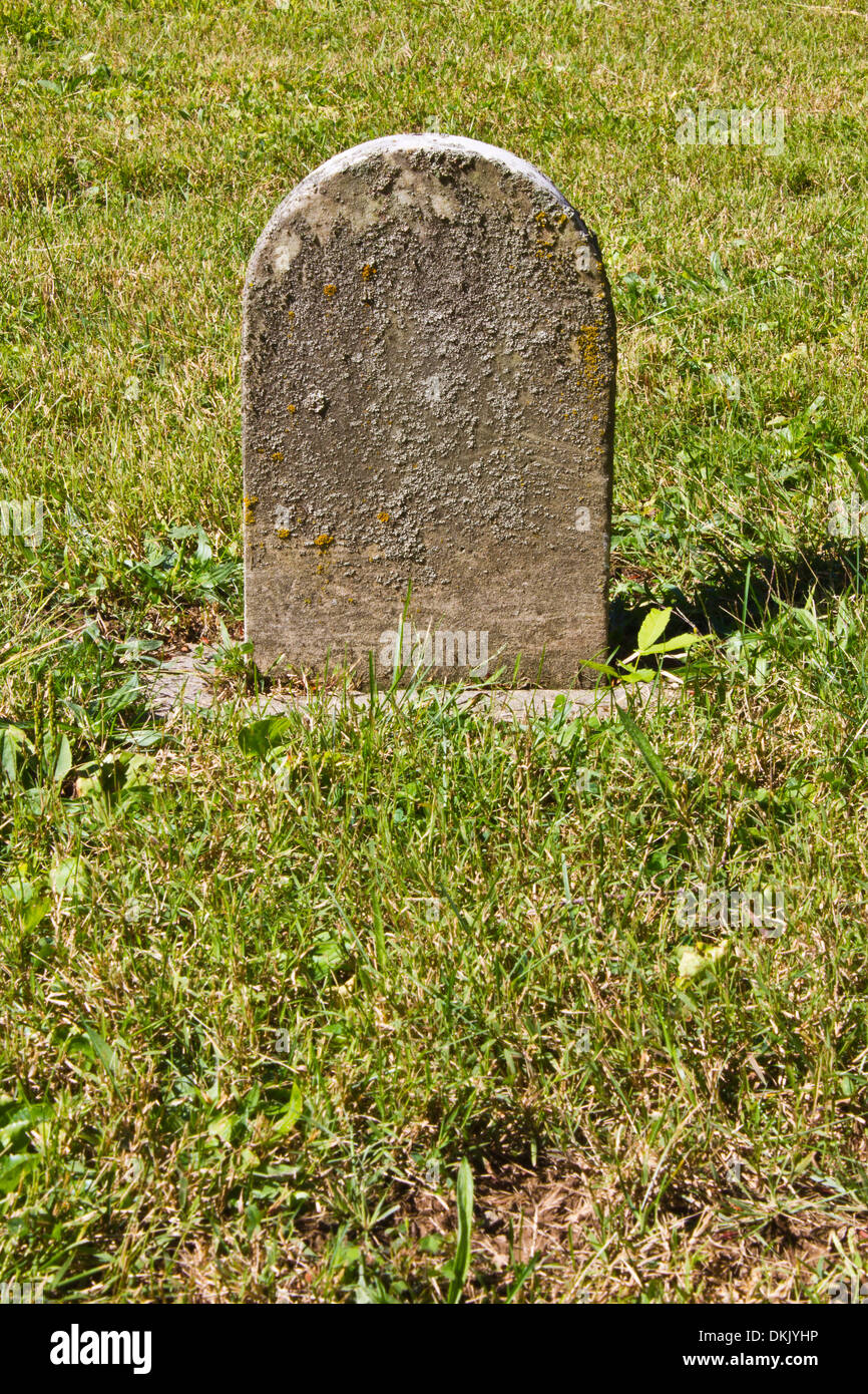 Unmarked Grave Stock Photos & Unmarked Grave Stock Images Alamy