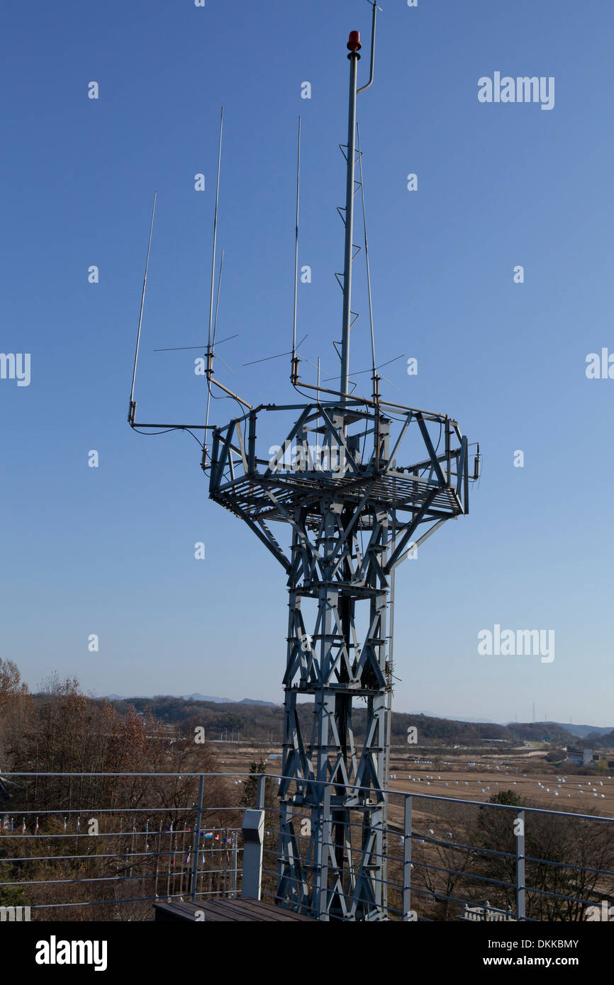 Fall somersault Breeze Radio antenna tower near DMZ - Imjingak, Paju, South Korea Stock Photo -  Alamy
