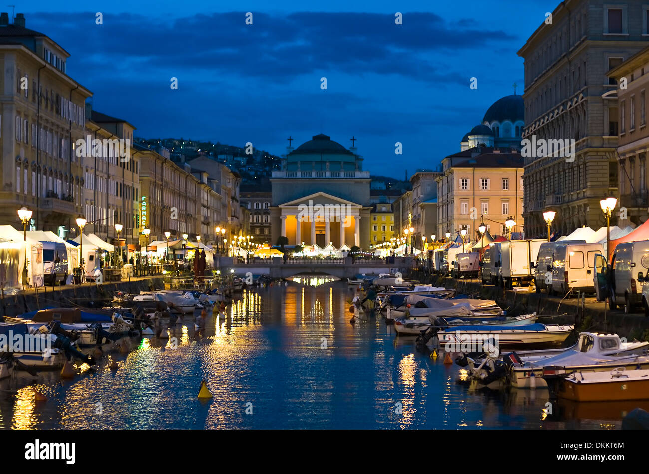 Trieste, Vista di Pomperosso al tramonto  Stock Photo