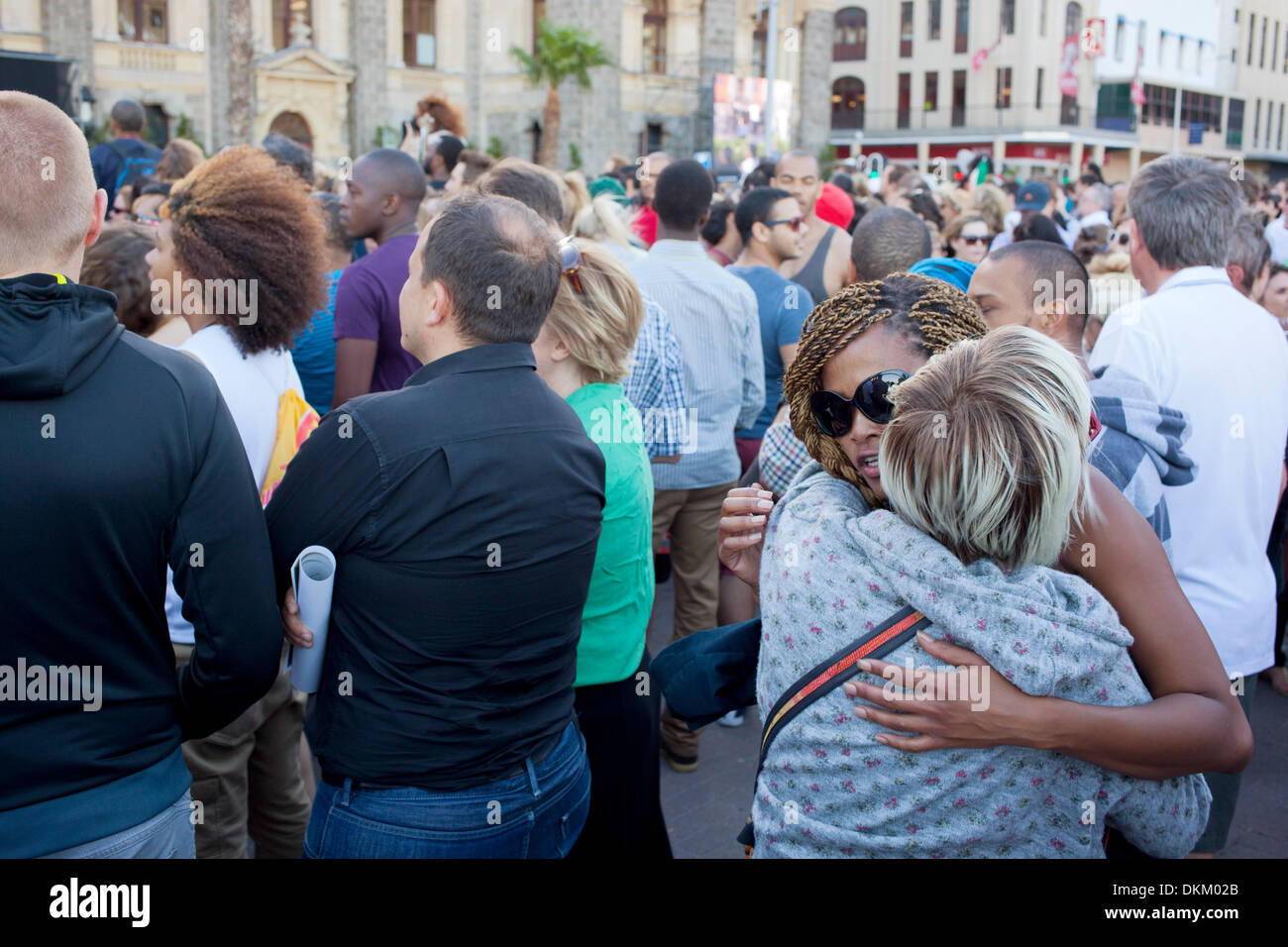 Cape Town, South Africa . 06th Dec, 2013. South Africans gathered at the Grand Parade, Cape Town at 5pm this afternoon to bid farewell to the late Nelson Mandela. Credit:  Blaize Pascall/Alamy Live News Stock Photo