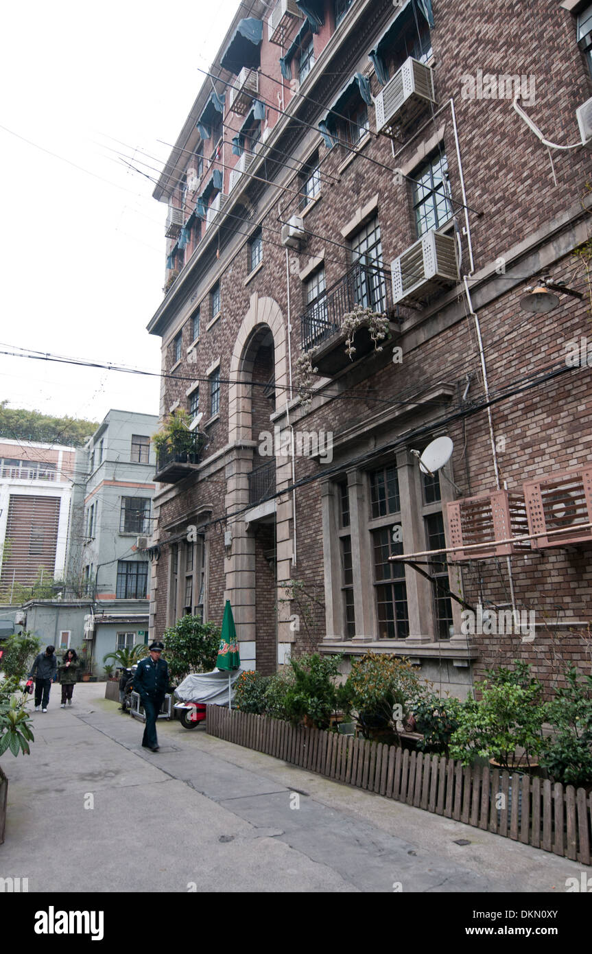 traditional Shanghainese architectural style area - Shikumen - combine of Western and Chinese elements, Shanghai, China Stock Photo