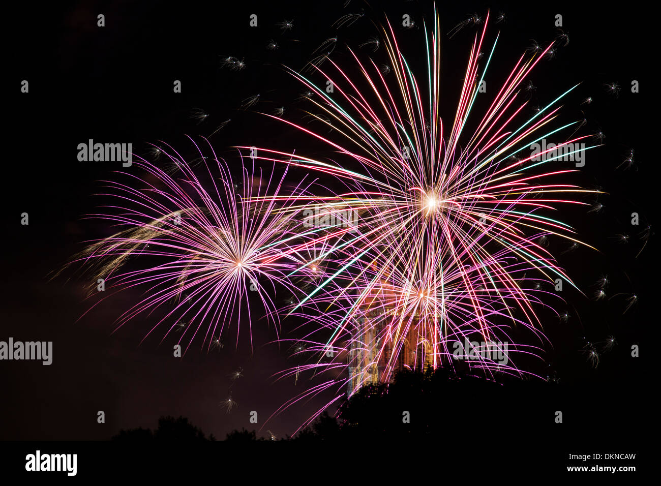 Airborne pyrotechnics hi-res stock photography and images - Alamy