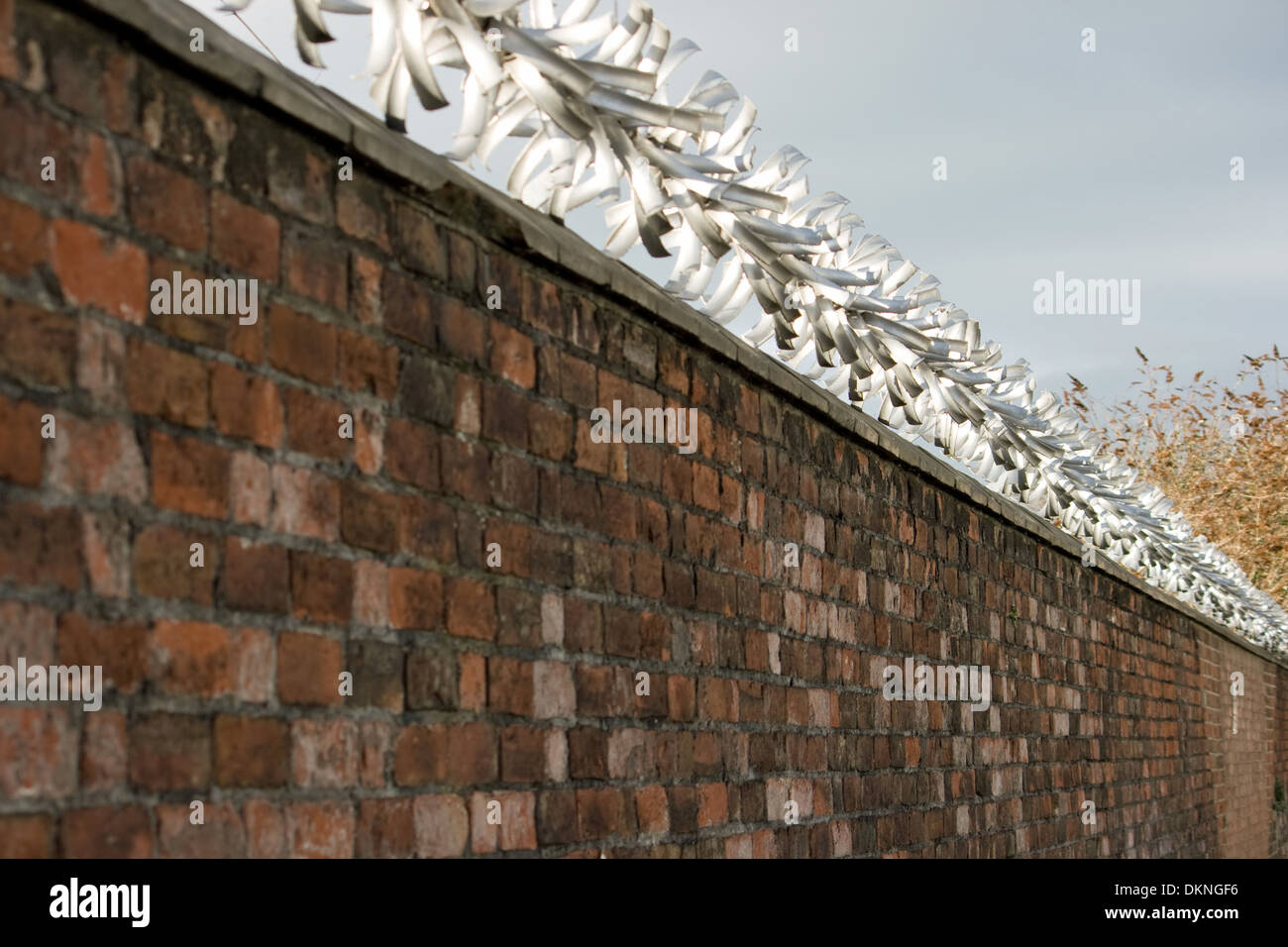 Wall climbing deterrent hires stock photography and images Alamy