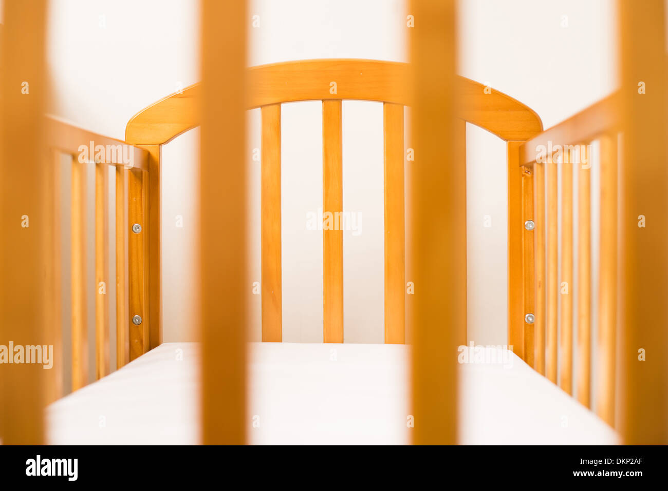 Empty baby crib hires stock photography and images Alamy