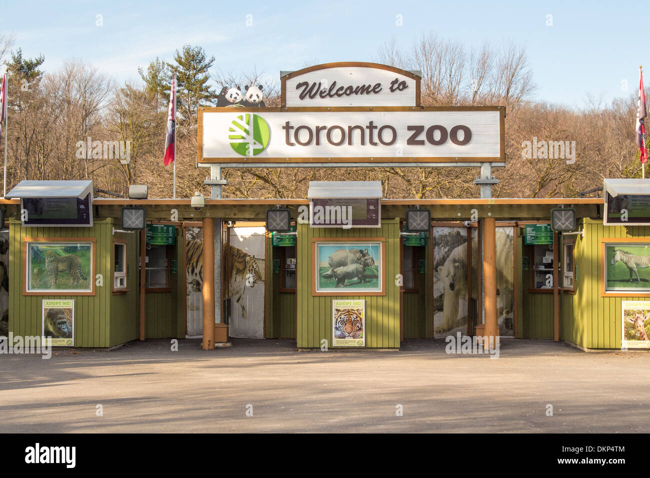 Front Entrance To The Toronto Zoo Stock Photo Alamy