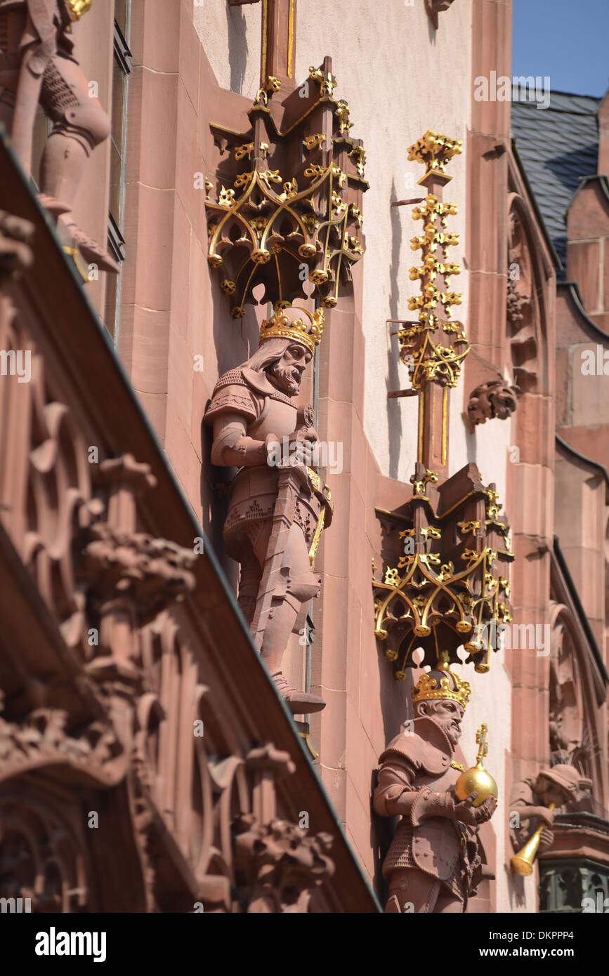 Fassade, Kaiserstatuen, Rathaus ´Roemer´, Frankfurt am Main, Hessen ...