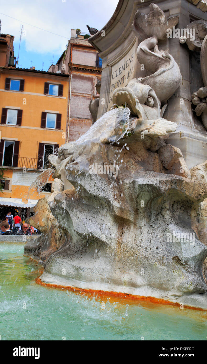 Fontana del Pantheon (Fountain of the Pantheon), Piazza della Rotonda, Rome, Italy Stock Photo