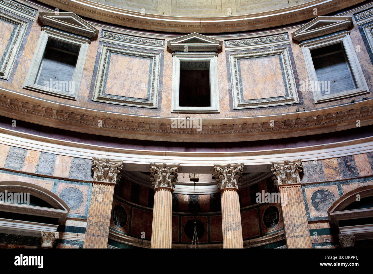 Building interior pantheon interior hi-res stock photography and images ...