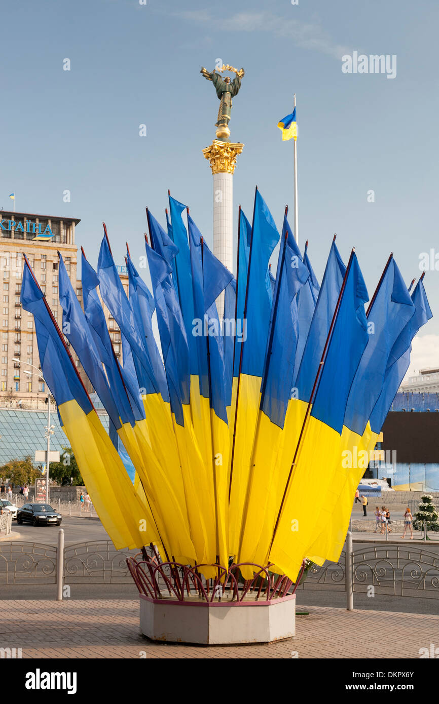 Kiev Ukraine Janvier 2019 Steve Minifiguré Avec Une Épée Diamant — Photo  éditoriale © cherokee4 #241661368