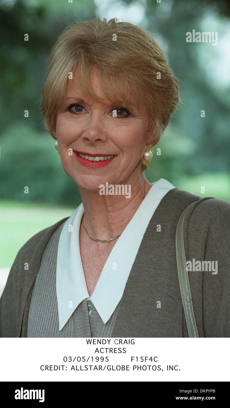 Wendy craig hires stock photography and images Alamy