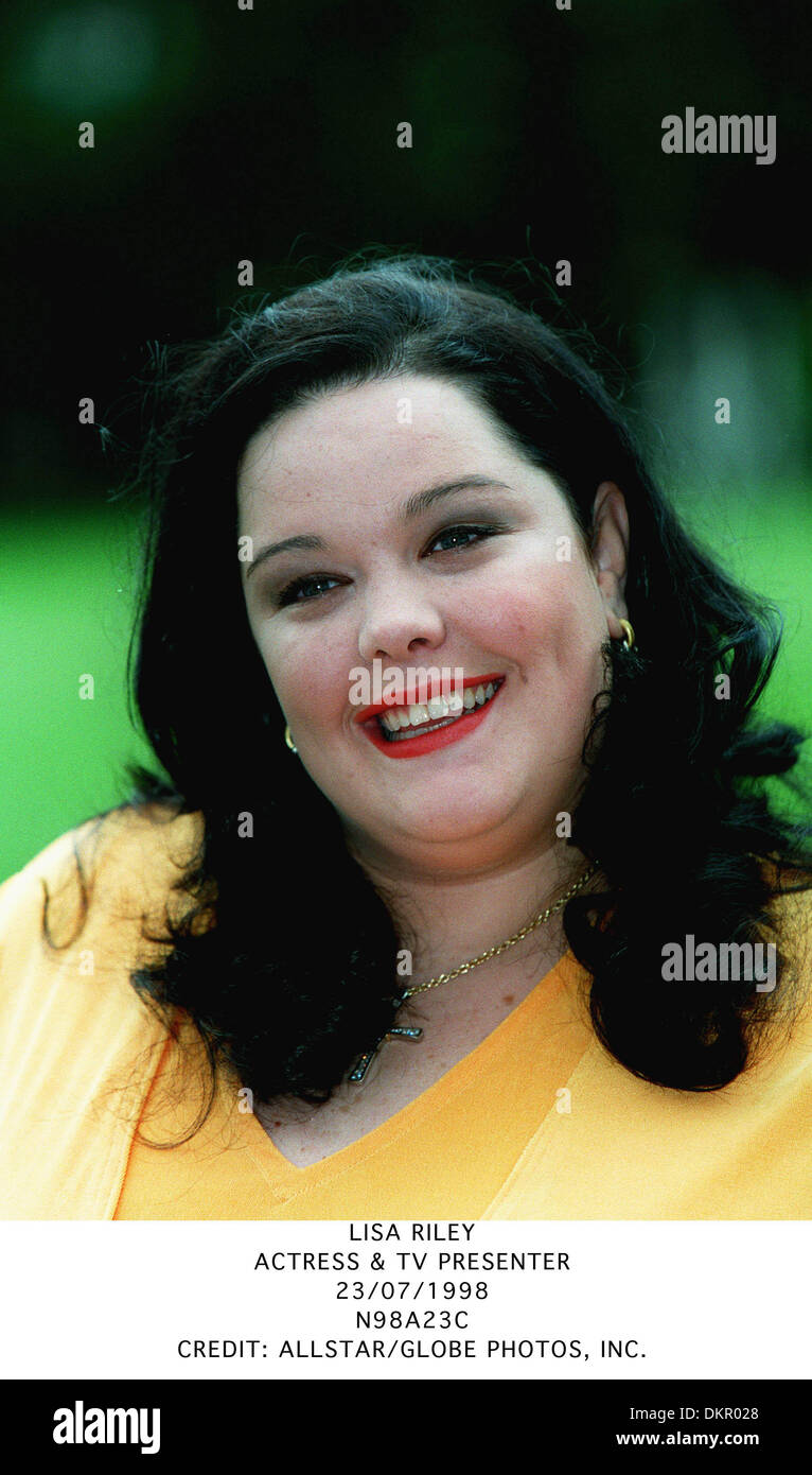 Lisa Riley Actress Tv Presenter 23 07 1998 N98a23c Stock Photo Alamy Lisa Riley Actress Tv Presenter 23 07 1998 N98a23c Stock Photo Alamy