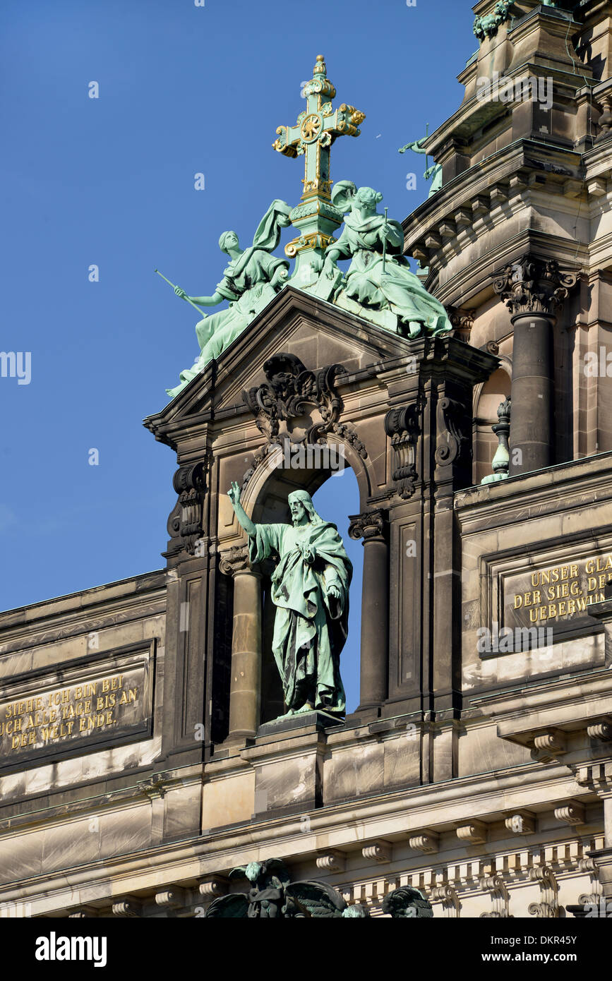 Jesus christus statue hi-res stock photography and images - Alamy