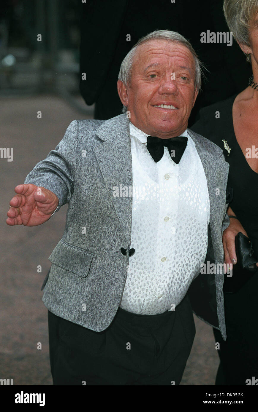 Kenny Baker High Resolution Stock Photography and Images - Alamy