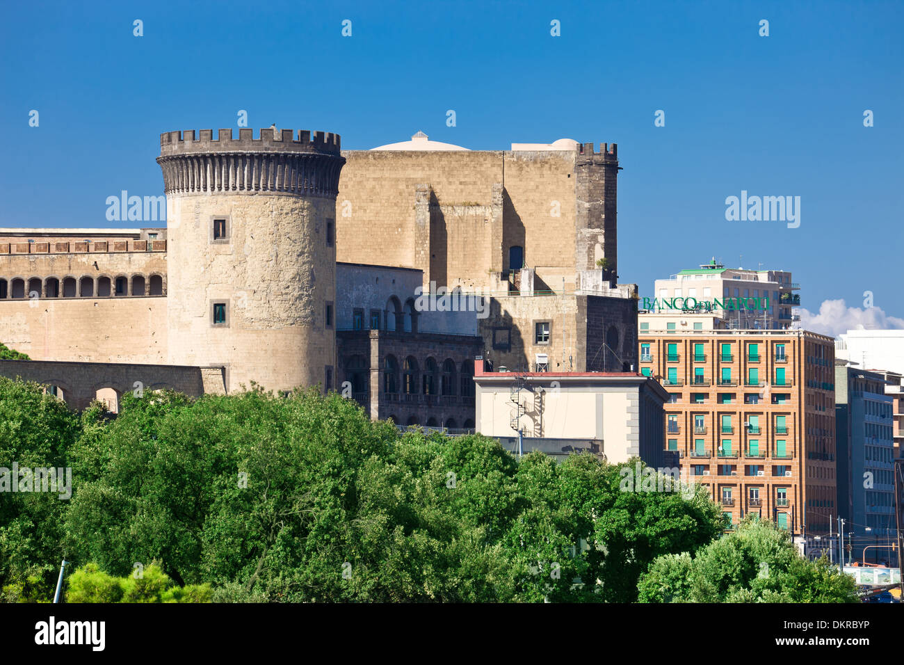 trattoria castel nuovo piazza francese napoli na