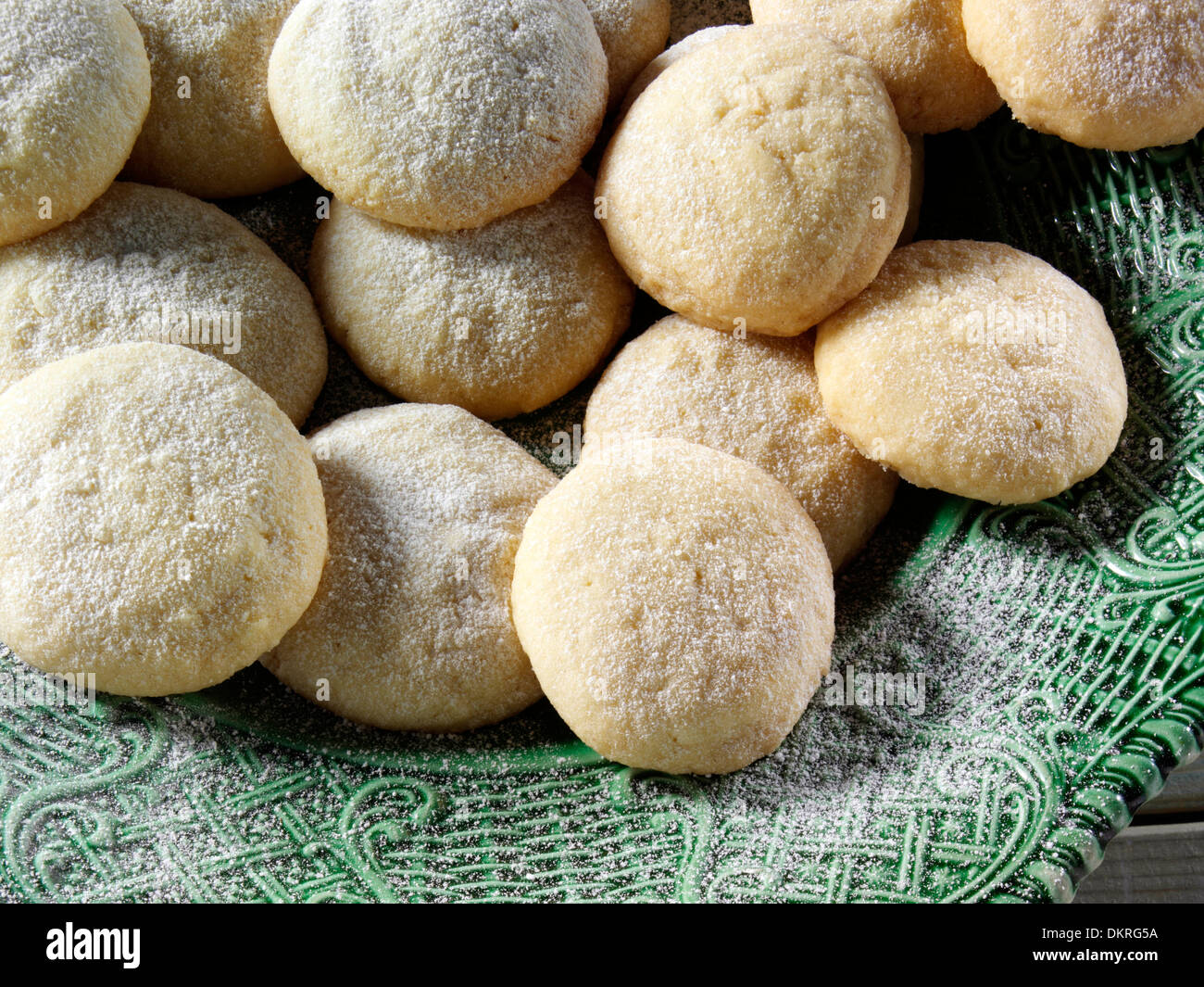 Round mexican wedding biscuits hires stock photography and images Alamy